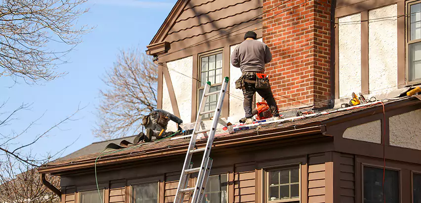 Roof Siding Trim Repair in San Francisco